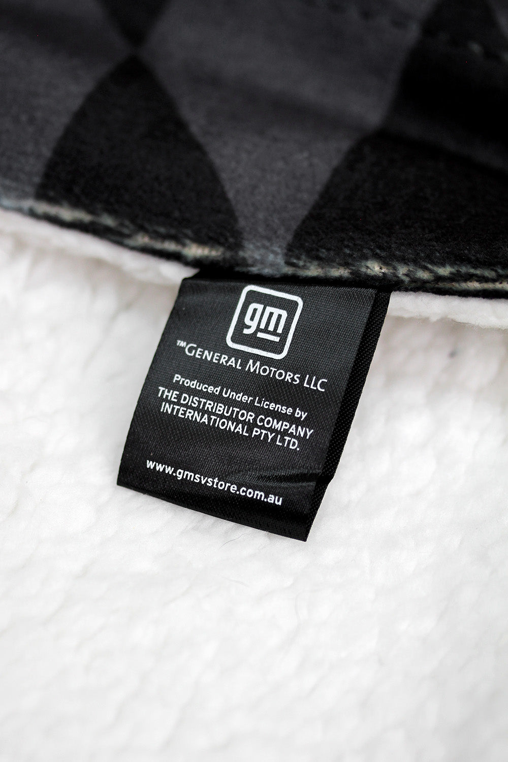 CHEVROLET RACING PLUSH THROW RUG